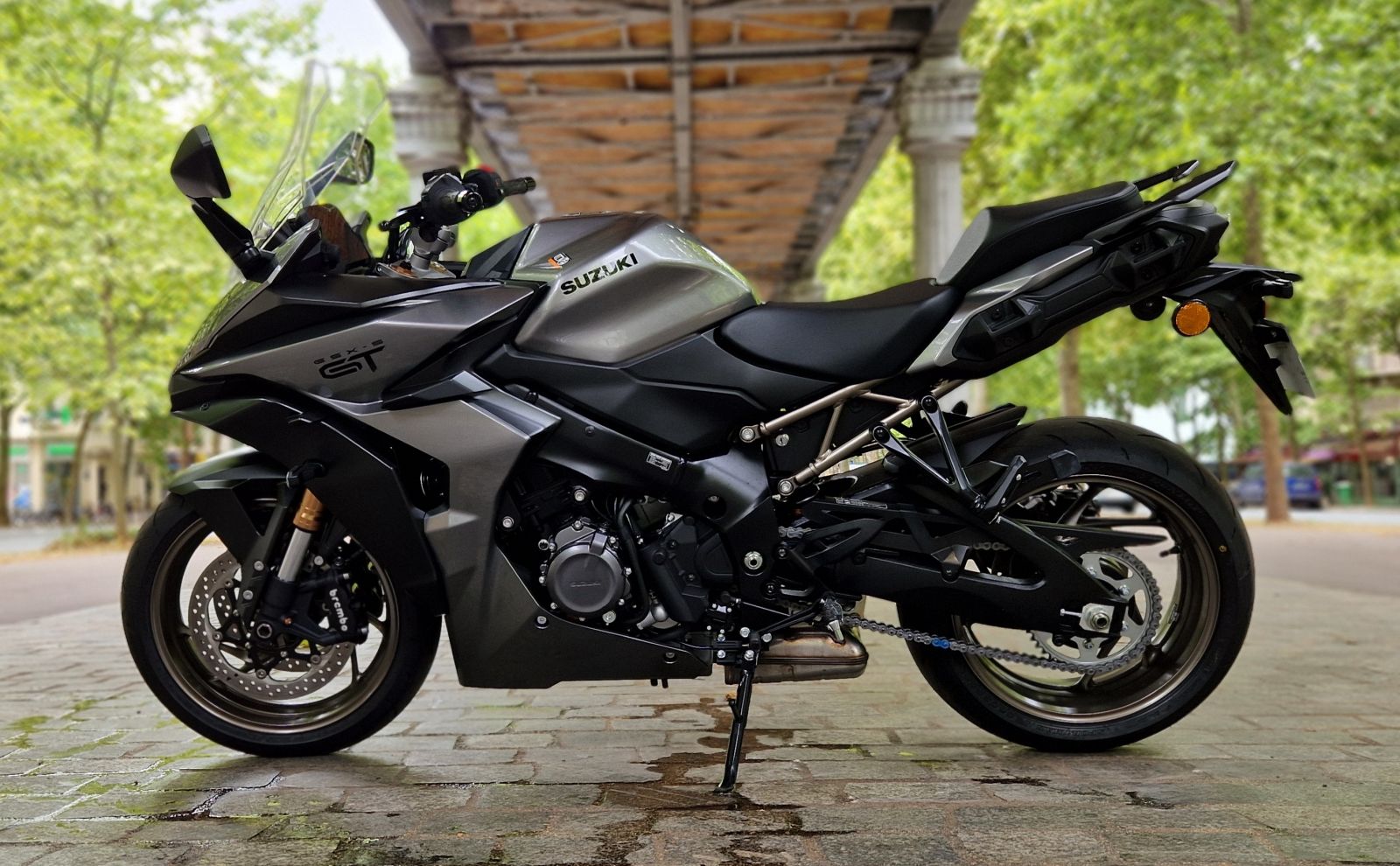 SUZUKI GSX-S 1000 GT