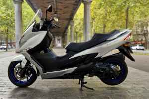 SUZUKI 400 BURGMAN