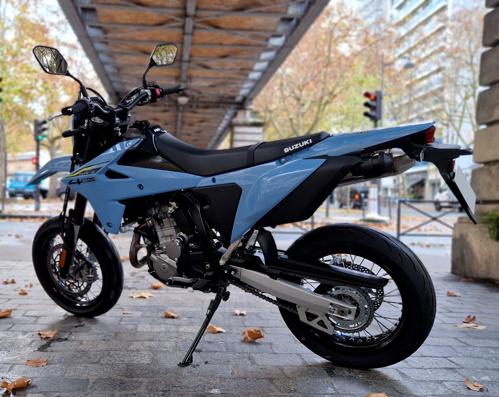 SUZUKI - DRZ-4SM - image d'illustration 4