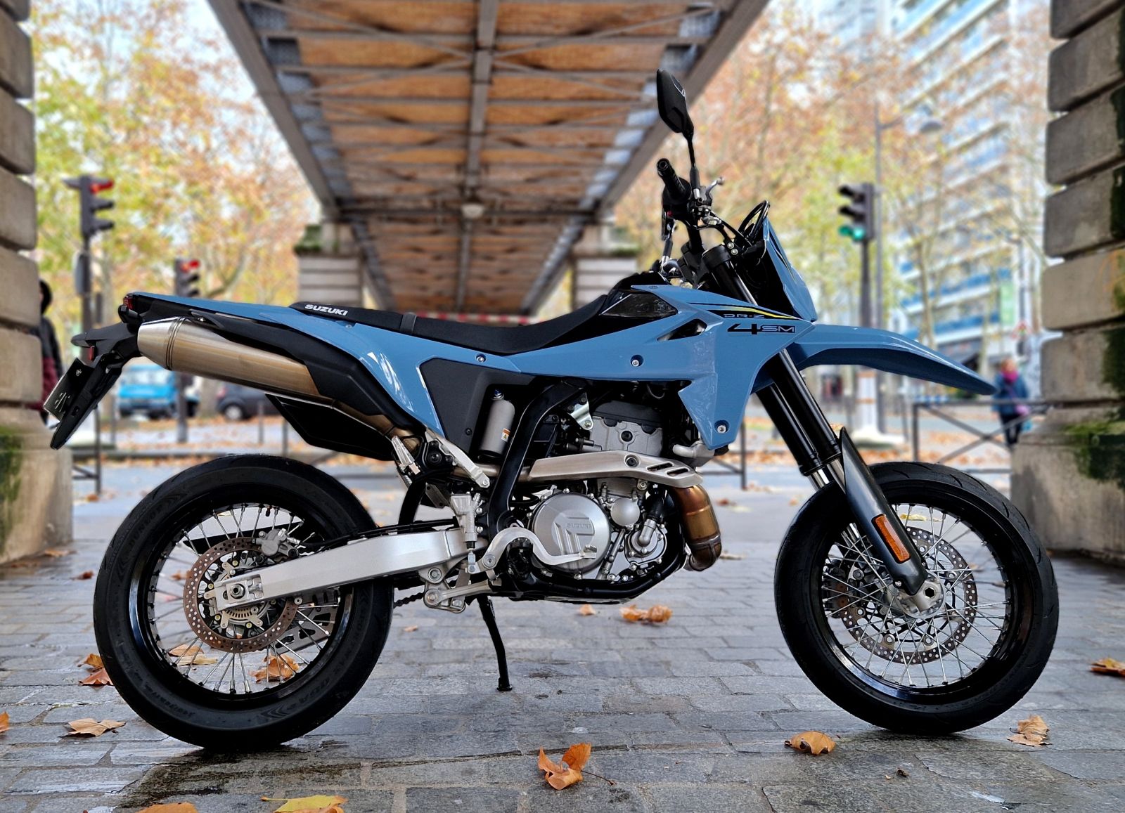 SUZUKI - DRZ-4SM - image d'illustration 5