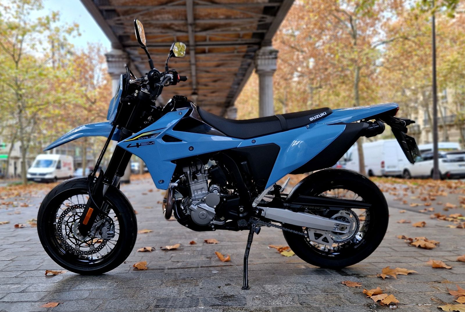 SUZUKI - DRZ-4SM - image d'illustration 6