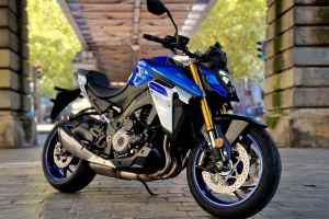 SUZUKI GSX-S 1000 DESTOCKAGE Black Friday