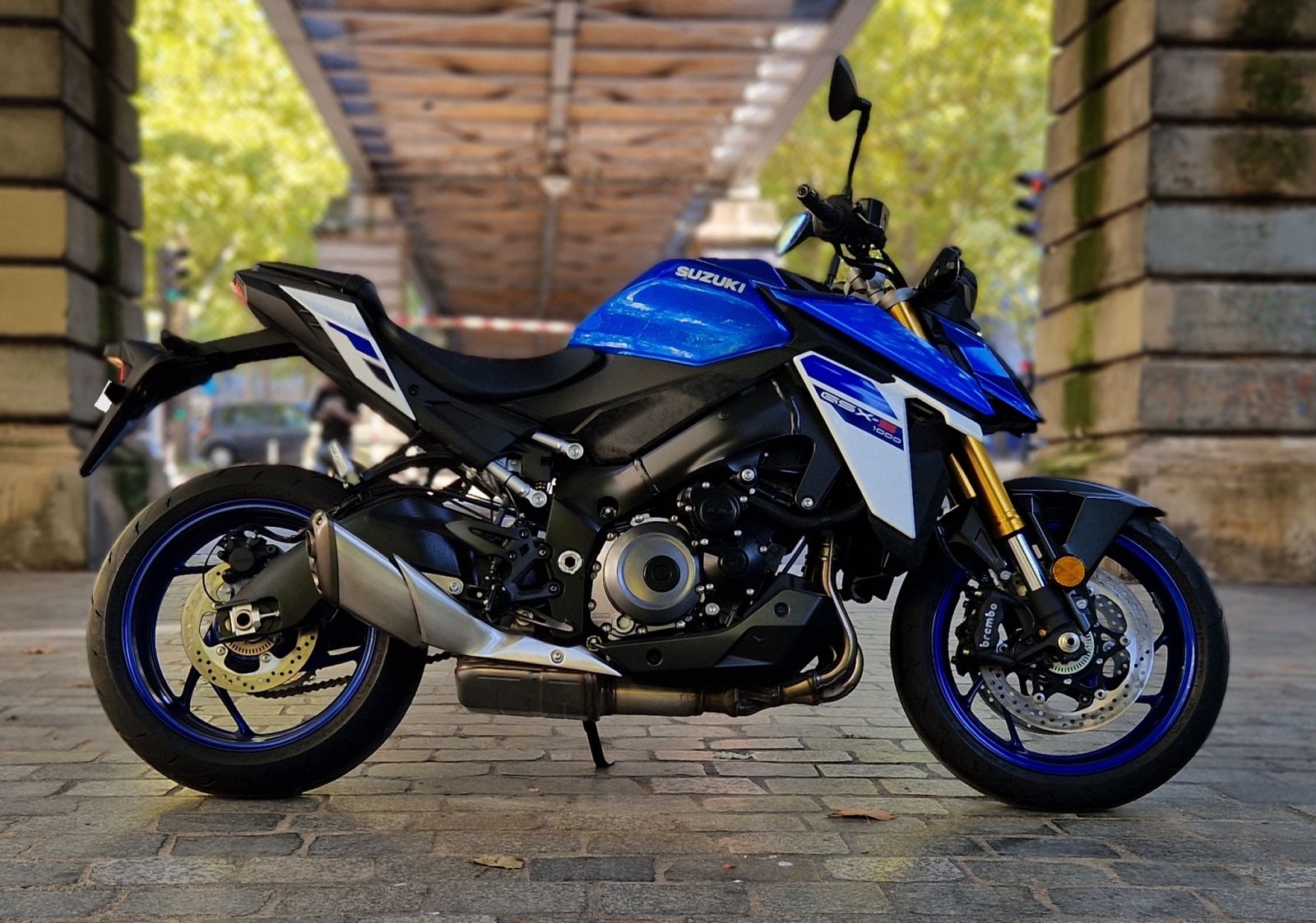 SUZUKI - GSX-S 1000 DESTOCKAGE - image d'illustration 2