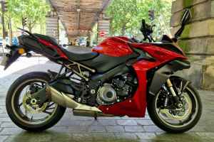 SUZUKI GSX-S 1000 GT