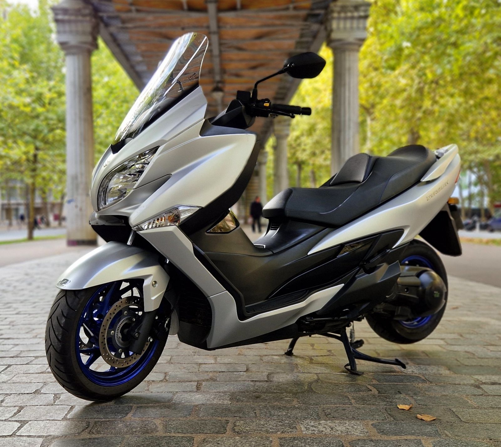 SUZUKI - 400 BURGMAN - image d'illustration 5