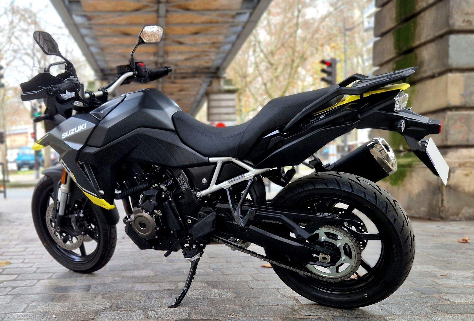 SUZUKI - DL 800 V-STROM SE A2 - image d'illustration 5