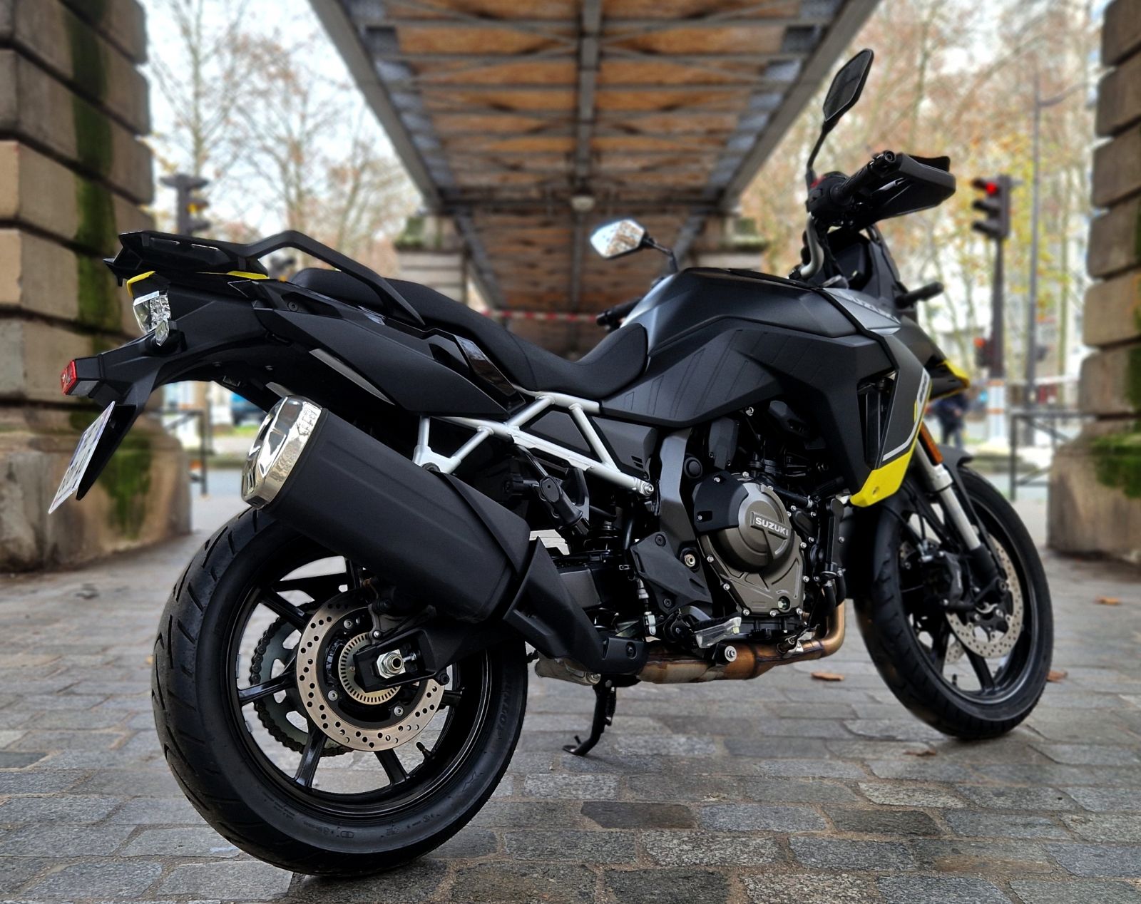 SUZUKI - DL 800 V-STROM SE A2 - image d'illustration 6